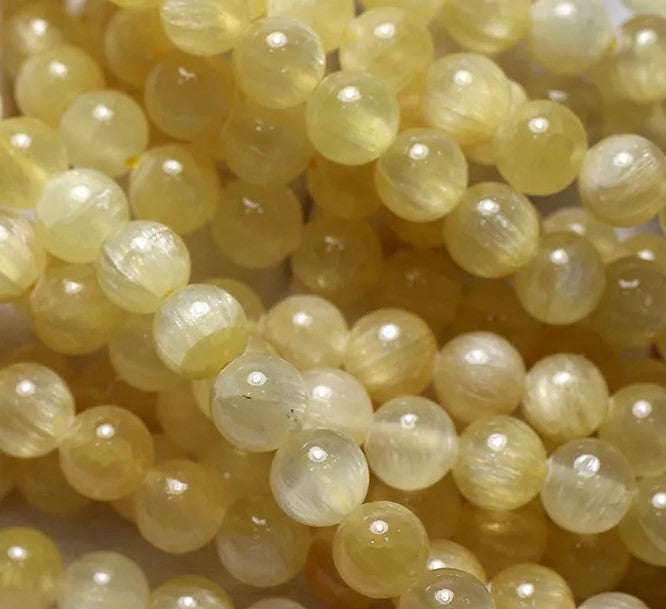 Yellow selenite
