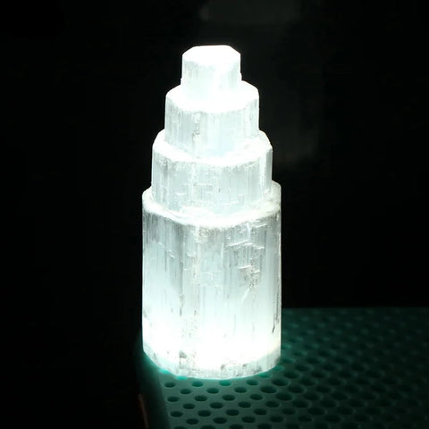 Natural selenite lamp