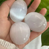 Selenite worry palm stone