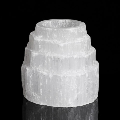One selenite candle holder